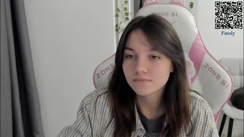 kesh_mne Cam Model Chat December 22, 2025