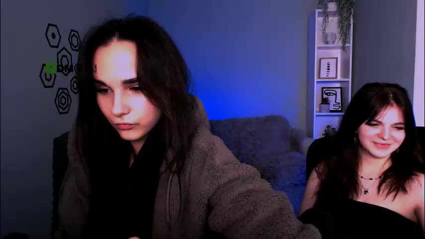 ariana_ross7 Cam Model Chat December 22, 2025