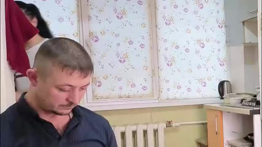 best_ass2000 Cam Model Chat December 22, 2025