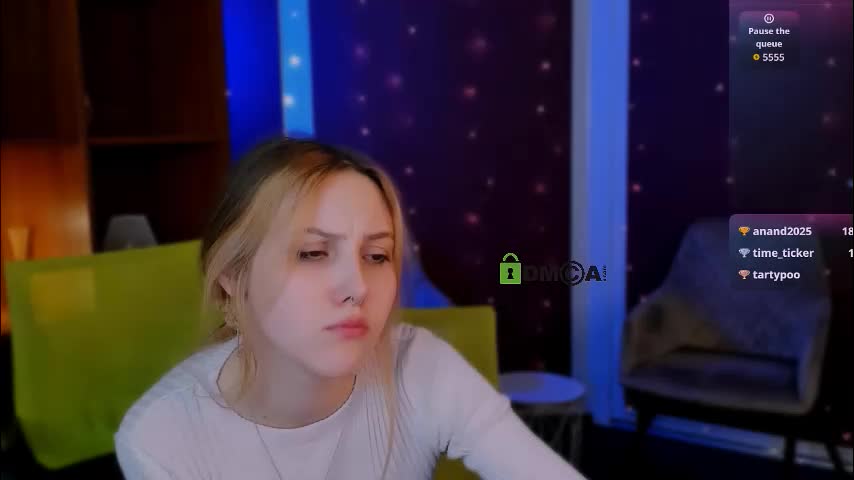 luna_tin Cam Model Chat December 22, 2025