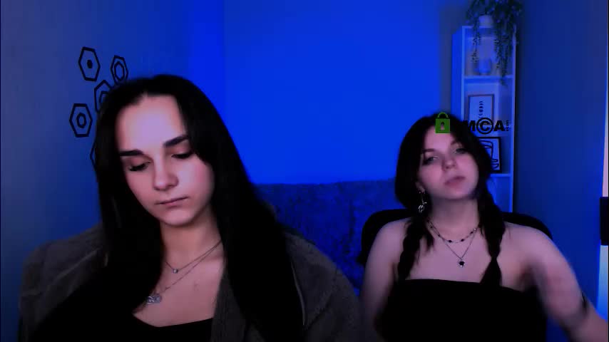 ariana_ross7 Cam Model Chat December 22, 2025