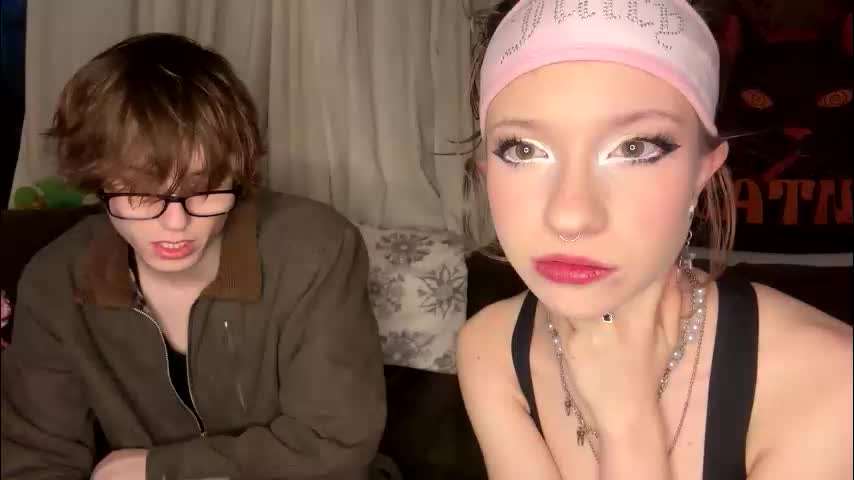 jackievilleof Cam Model Chat December 22, 2025