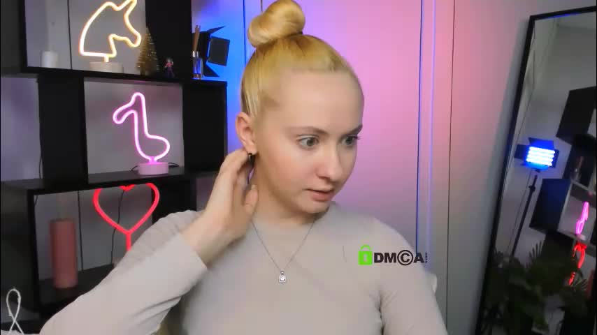 mila_glow Cam Model Chat December 22, 2025