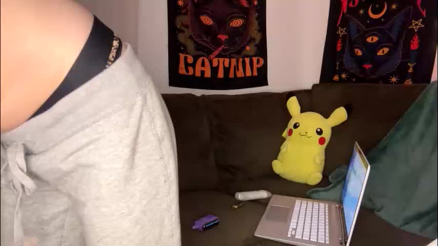 jackievilleof Cam Model Chat December 22, 2025