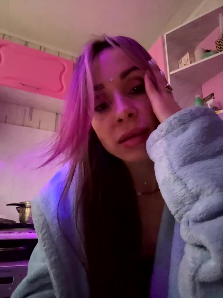 VIP17CoupleDream Cam Model Chat December 22, 2025