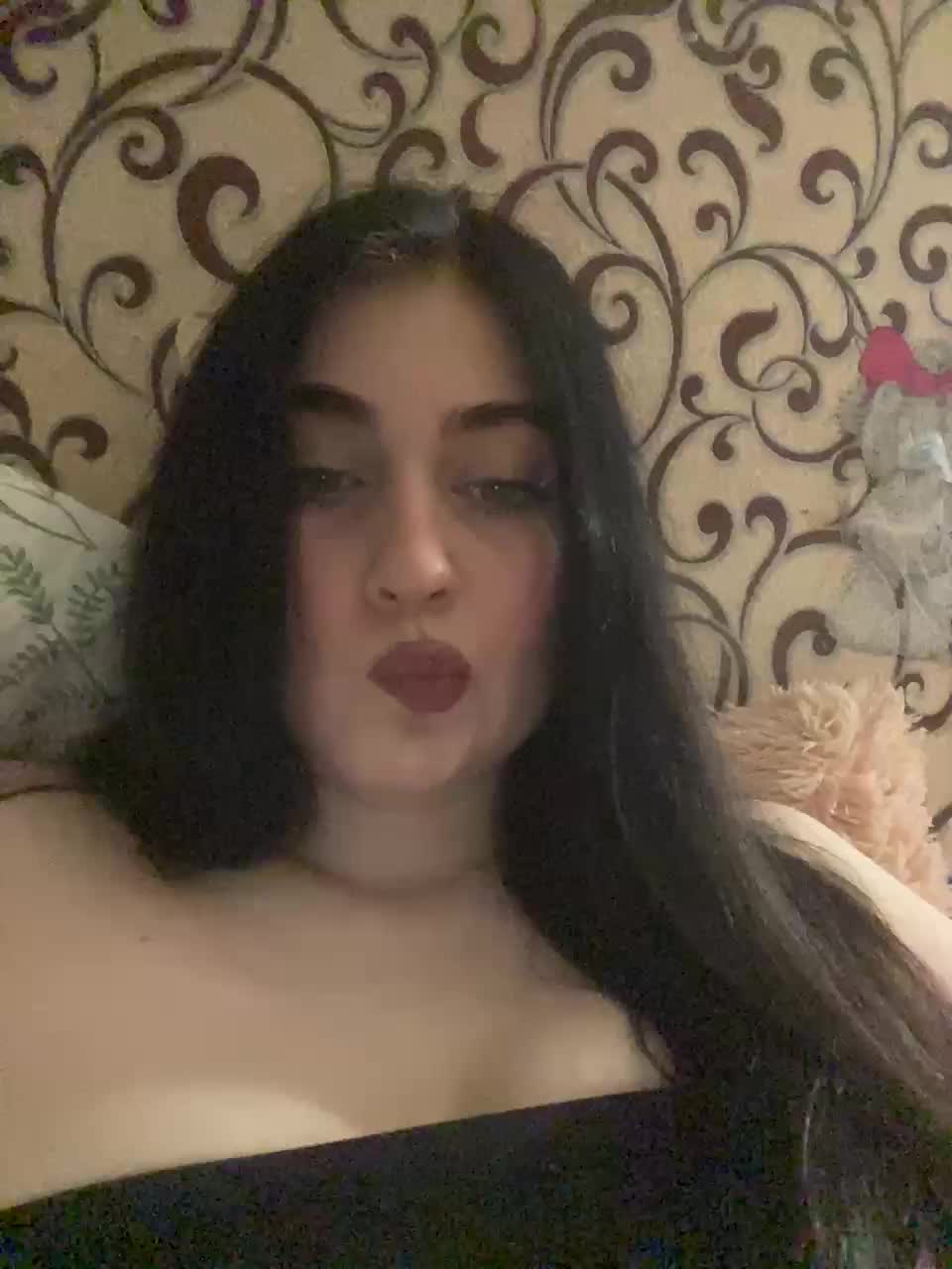 your_other_half Cam Model Chat December 22, 2025