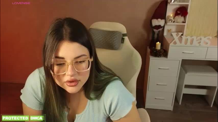 sunflower0907 Cam Model Chat December 22, 2025