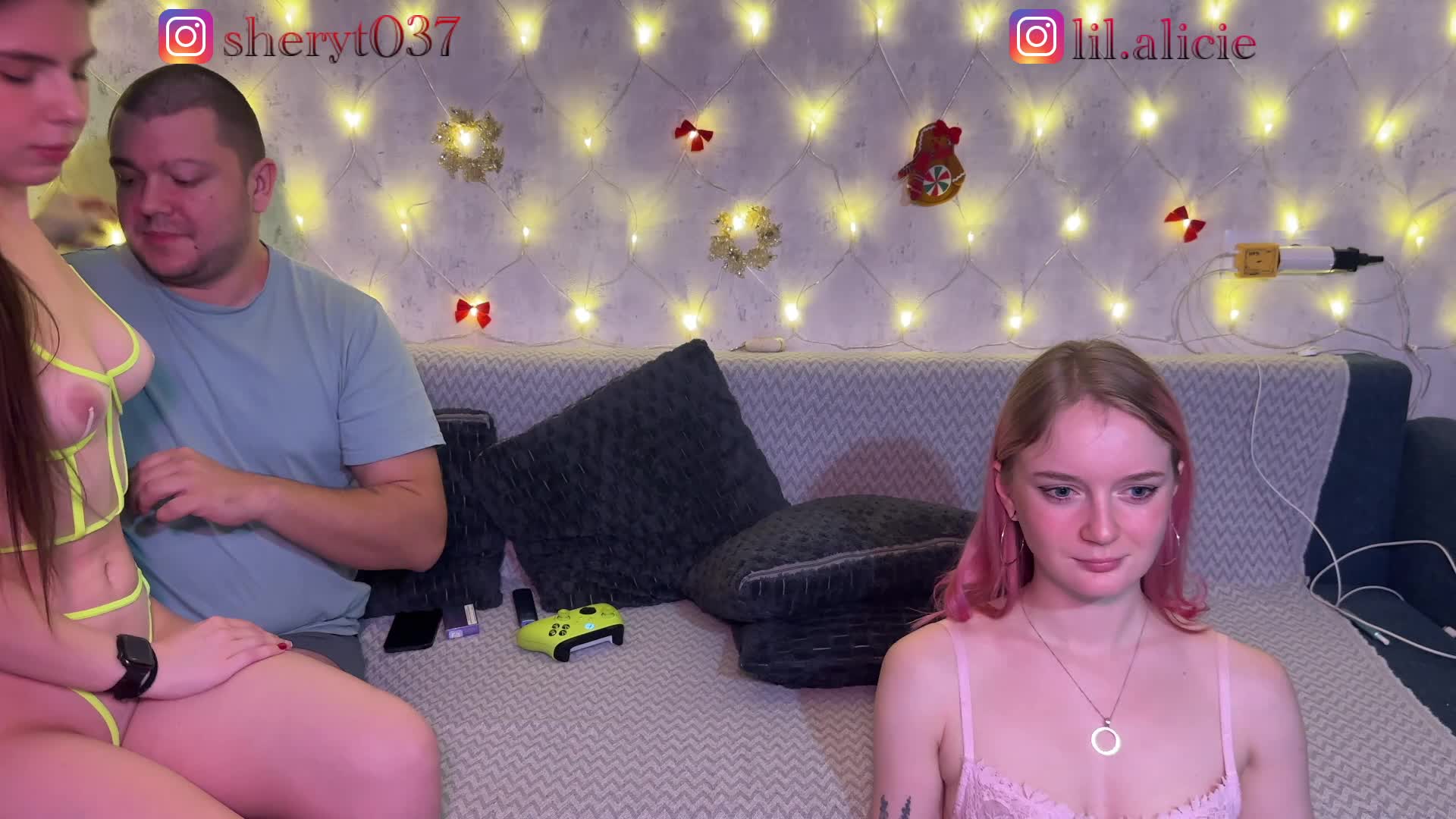 Maliinaa Cam Model Chat December 22, 2025