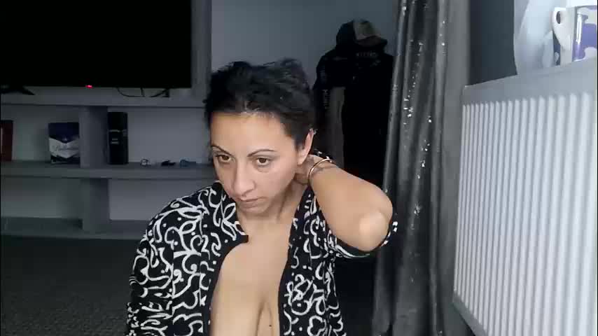 crazybrenda89 Cam Model Chat December 22, 2025