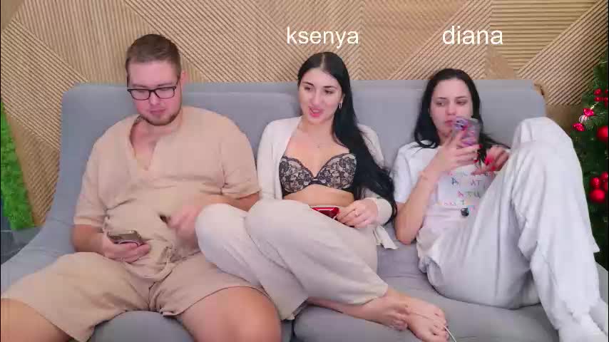 ksenyahot Cam Model Chat December 22, 2025