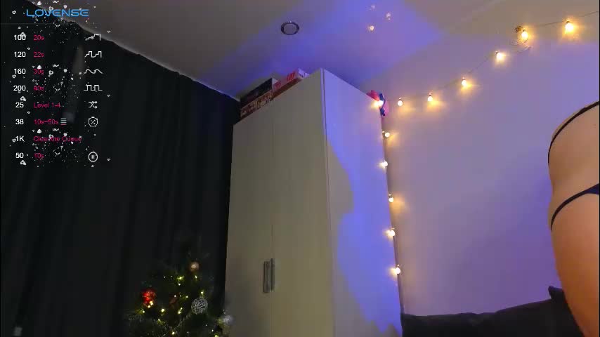 cute_junk Cam Model Chat December 22, 2025