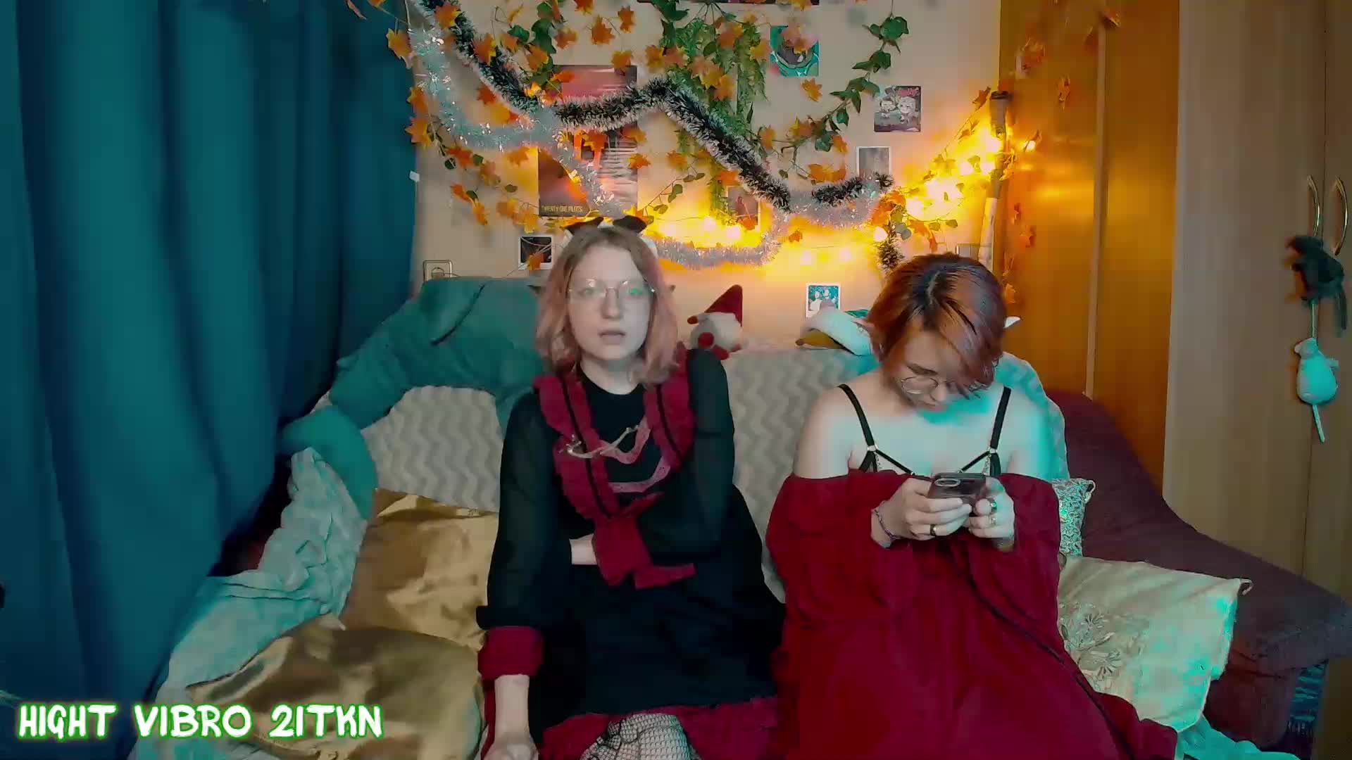 Tricky_Kitsune Cam Model Chat December 22, 2025