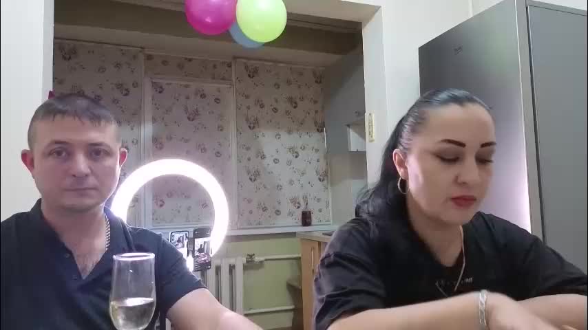 best_ass2000 Cam Model Chat December 22, 2025