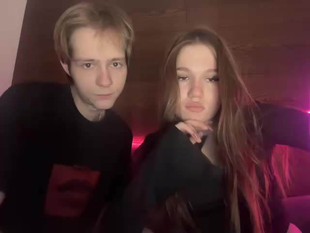 titsDestroy2007 Cam Model Chat December 23, 2025