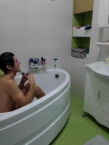 Alex80-201 Cam Model Chat December 23, 2025