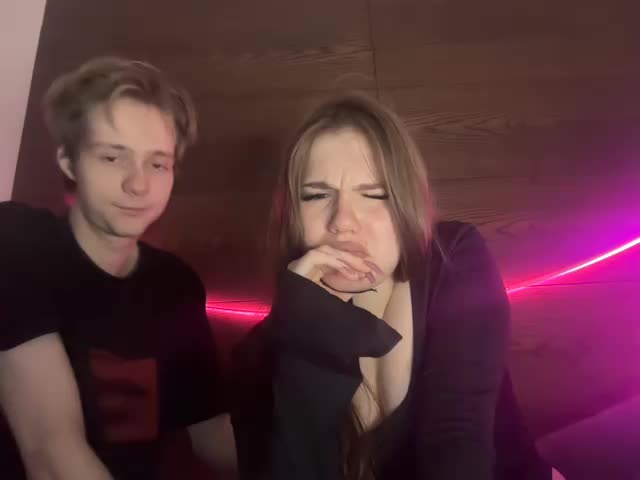 titsDestroy2007 Cam Model Chat December 23, 2025