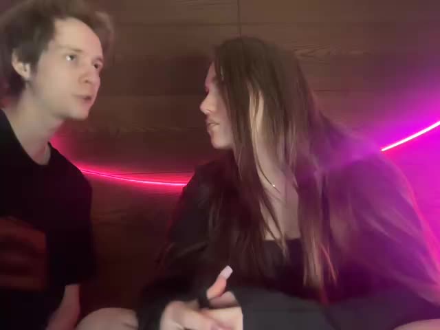 titsDestroy2007 Cam Model Chat December 23, 2025