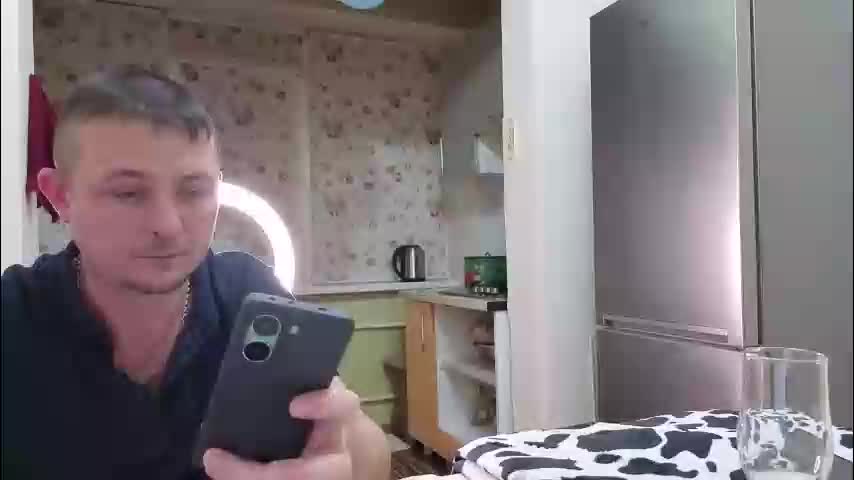 best_ass2000 Cam Model Chat December 23, 2025