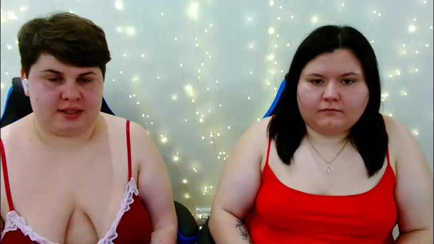 beckyandellen Cam Model Chat December 23, 2025