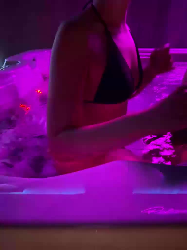 Durito07 Cam Model Chat December 24, 2025