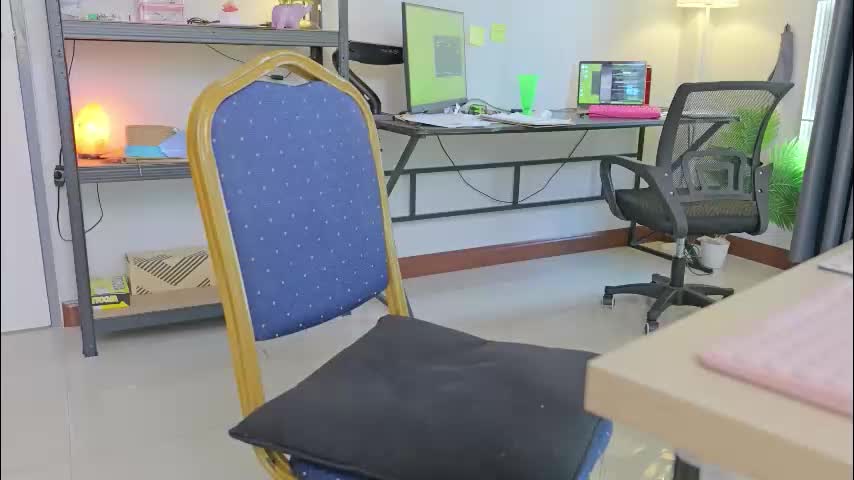 ellcrys Cam Model Chat December 24, 2025