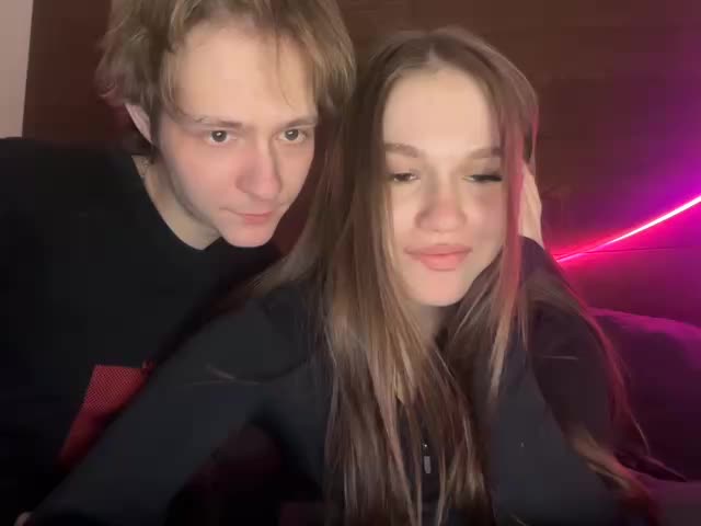 titsDestroy2007 Cam Model Chat December 24, 2025