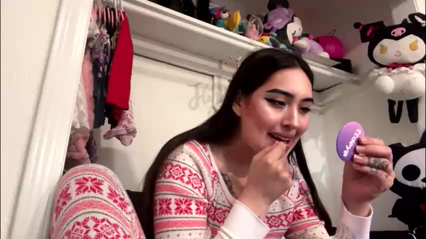 masturbatingmariamiller Cam Model Chat December 24, 2025