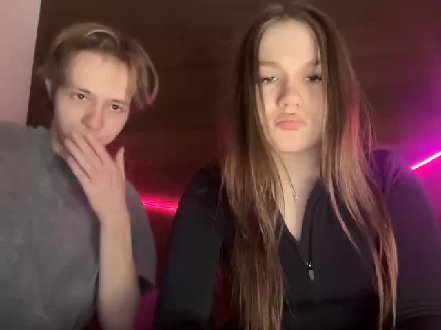 titsDestroy2007 Cam Model Chat December 24, 2025