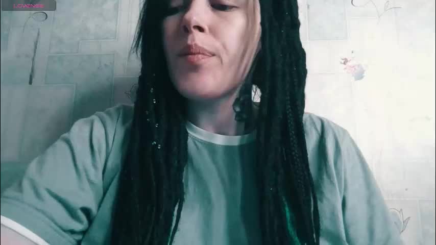 polly_wow Cam Model Chat December 24, 2025