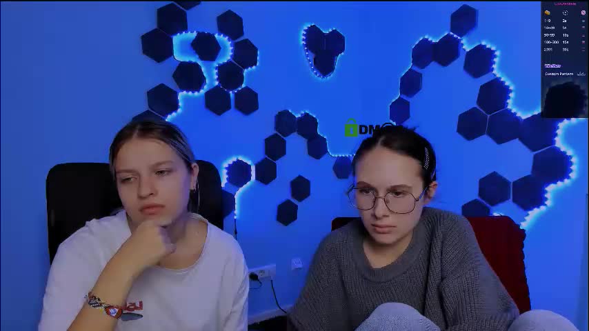 mona_cloud Cam Model Chat December 24, 2025