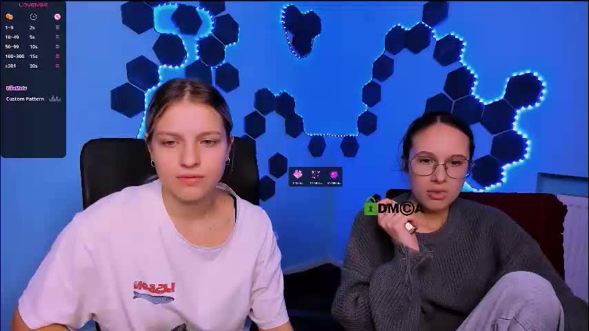 mona_cloud Cam Model Chat December 24, 2025