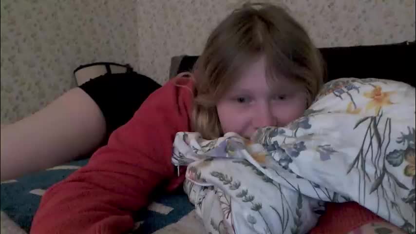 fairydreams_ Cam Model Chat December 24, 2025