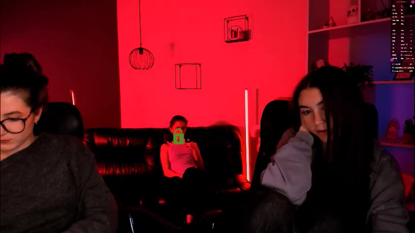 lissa_night Cam Model Chat December 24, 2025