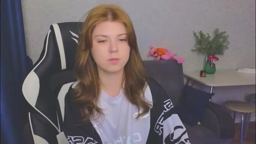 _kirieshka Cam Model Chat December 24, 2025