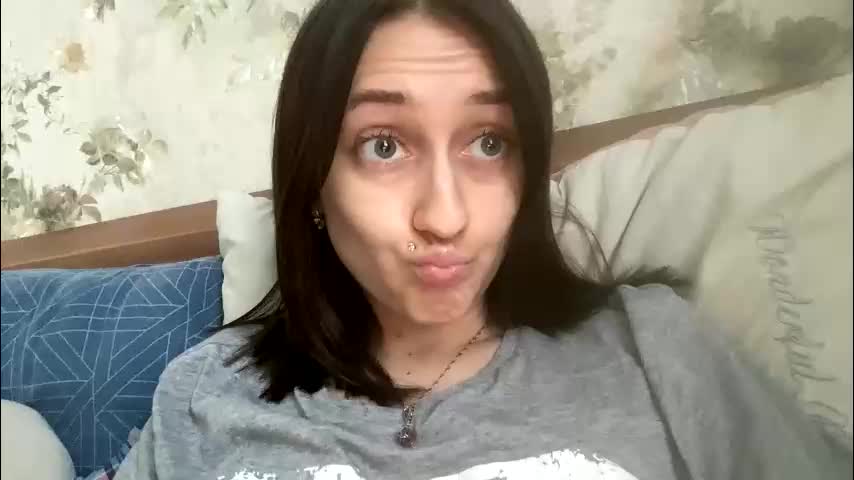 viktoria9898 Cam Model Chat December 24, 2025