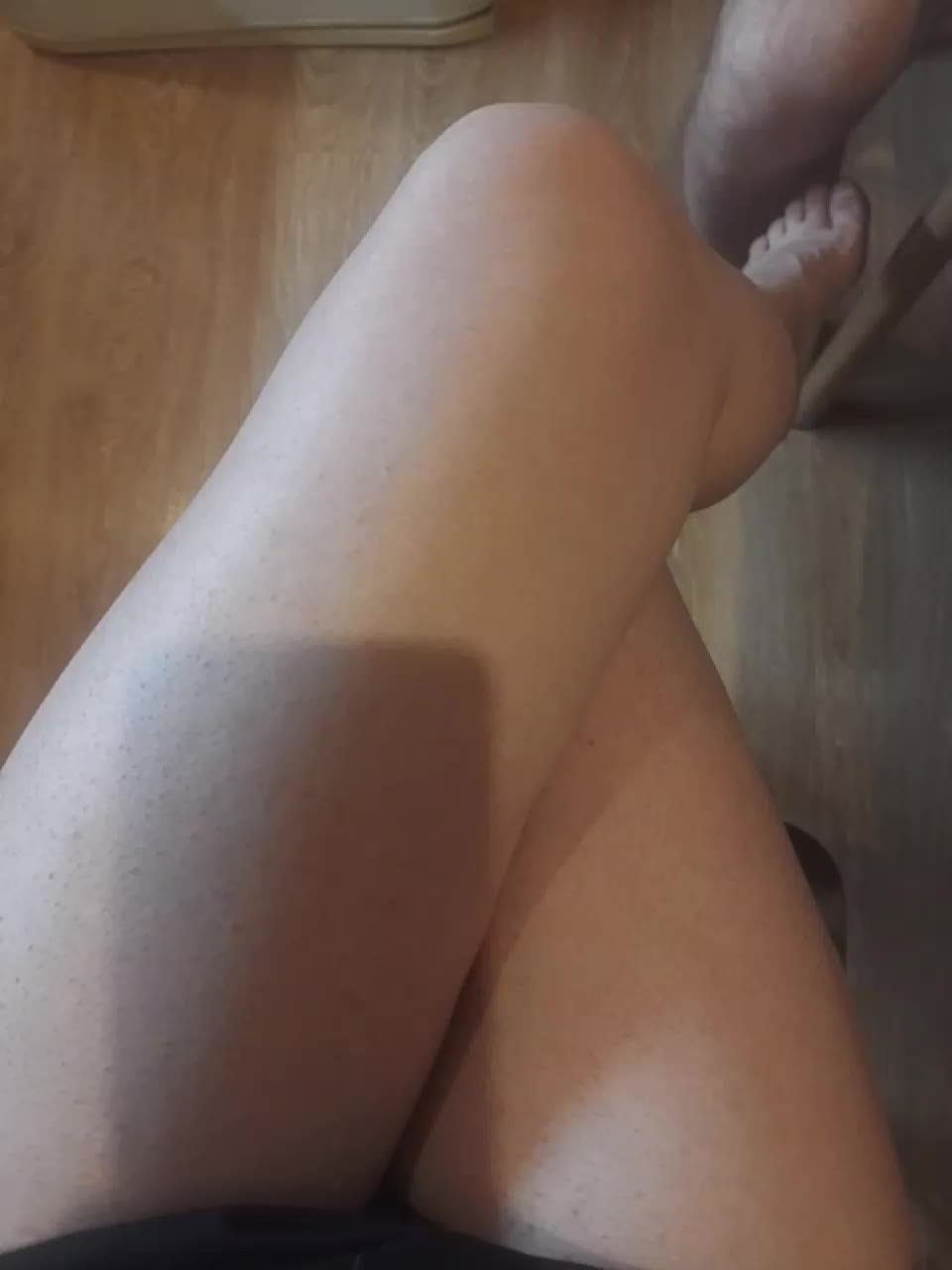 Nepechalka Cam Model Chat December 25, 2025