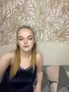 SWEET1SQUIRT Cam Model Chat December 25, 2025