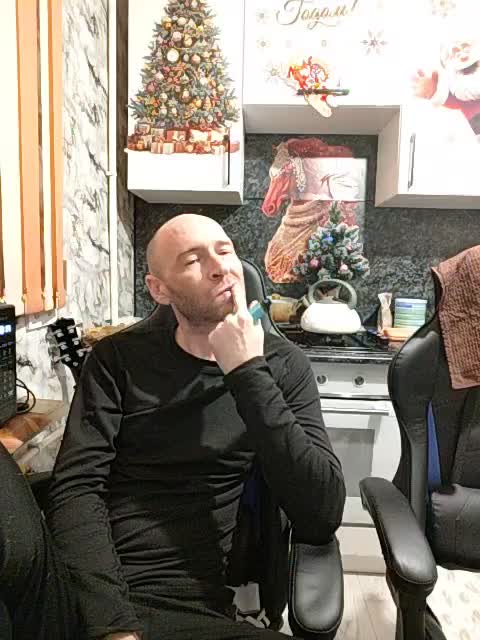 Innokentiy449 Cam Model Chat December 25, 2025