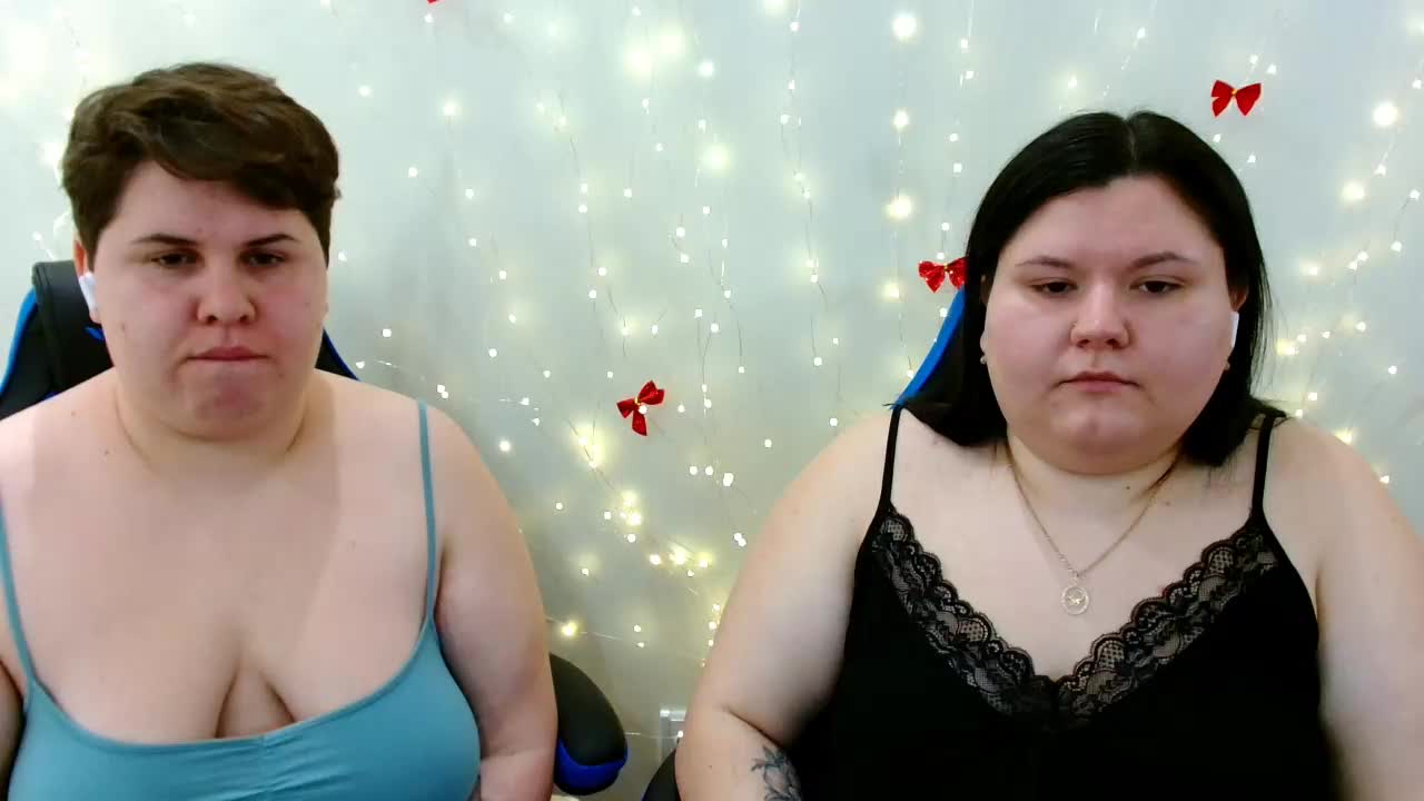 BeckyAndEllen Cam Model Chat December 25, 2025