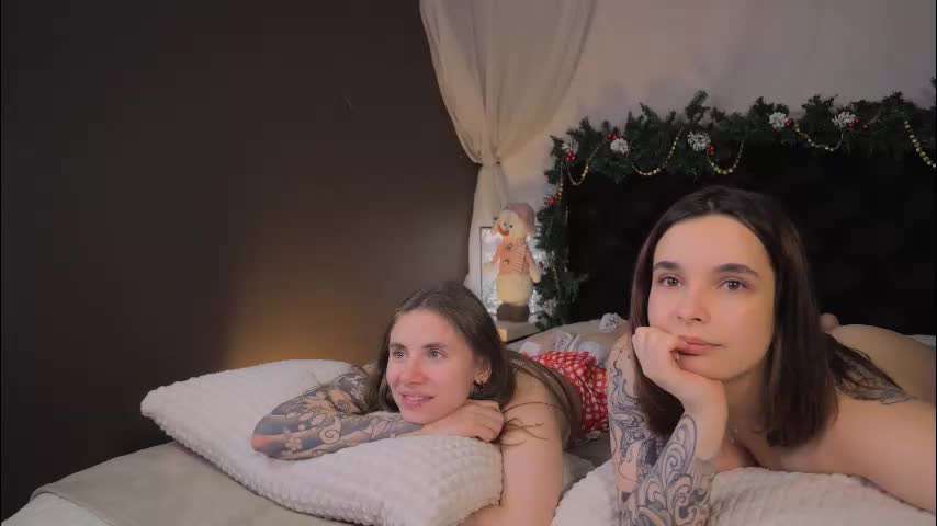 _lovelylove_ Cam Model Chat December 25, 2025