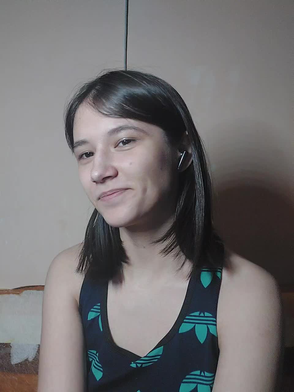 Altushechkaa Cam Model Chat December 25, 2025