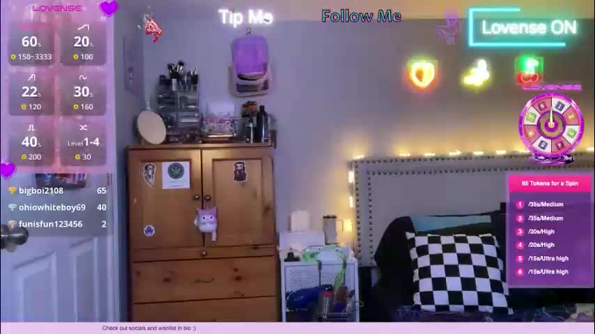 lau_mamacita Cam Model Chat December 25, 2025