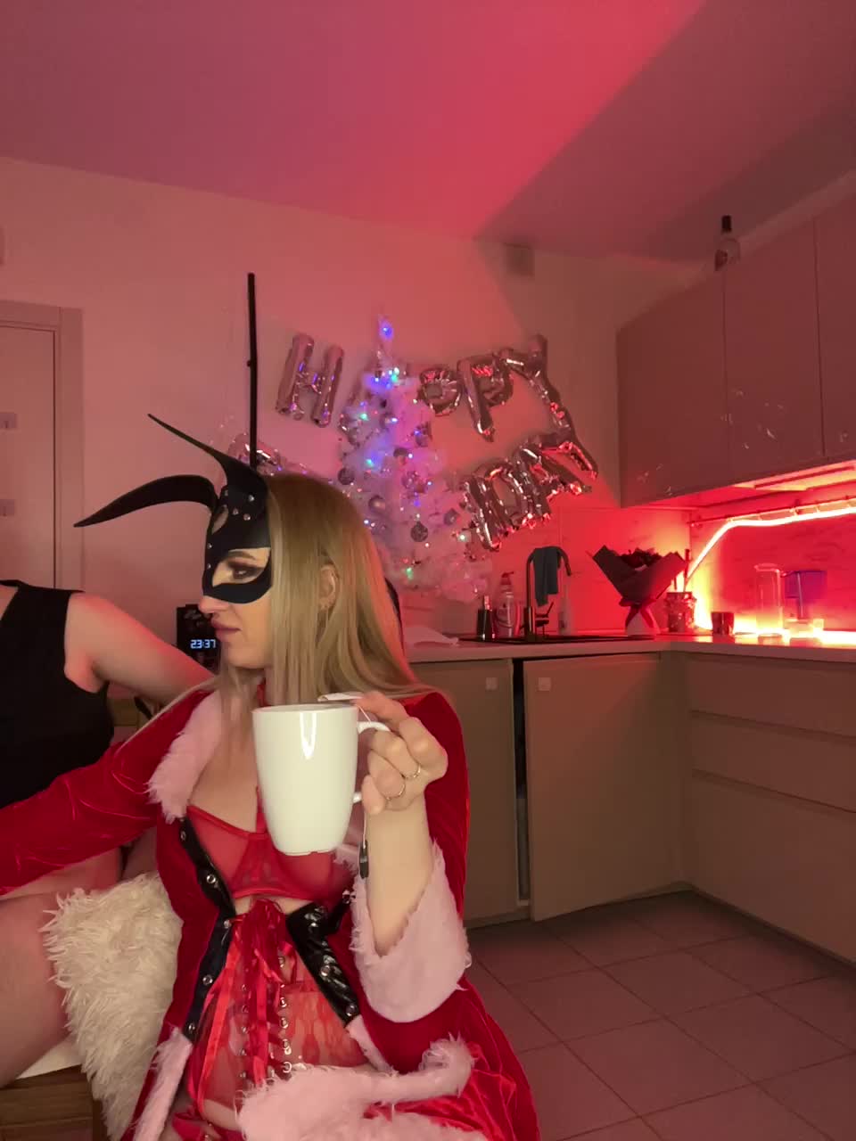 SOFYandMIKE Cam Model Chat December 25, 2025