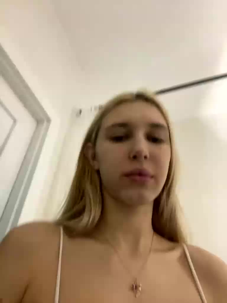 lina_wap Cam Model Chat December 26, 2025