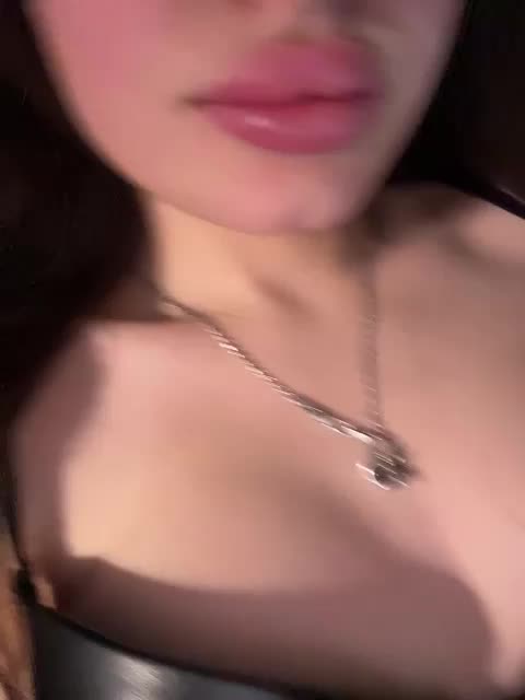 babyymommyanddaddy Cam Model Chat December 26, 2025