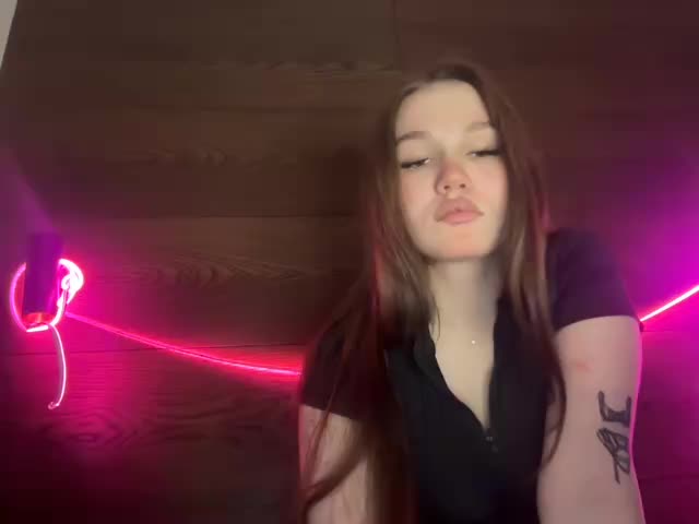 titsDestroy2007 Cam Model Chat December 26, 2025