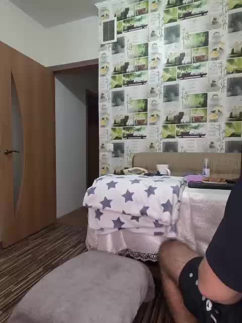 KissMyAss Cam Model Chat December 27, 2025