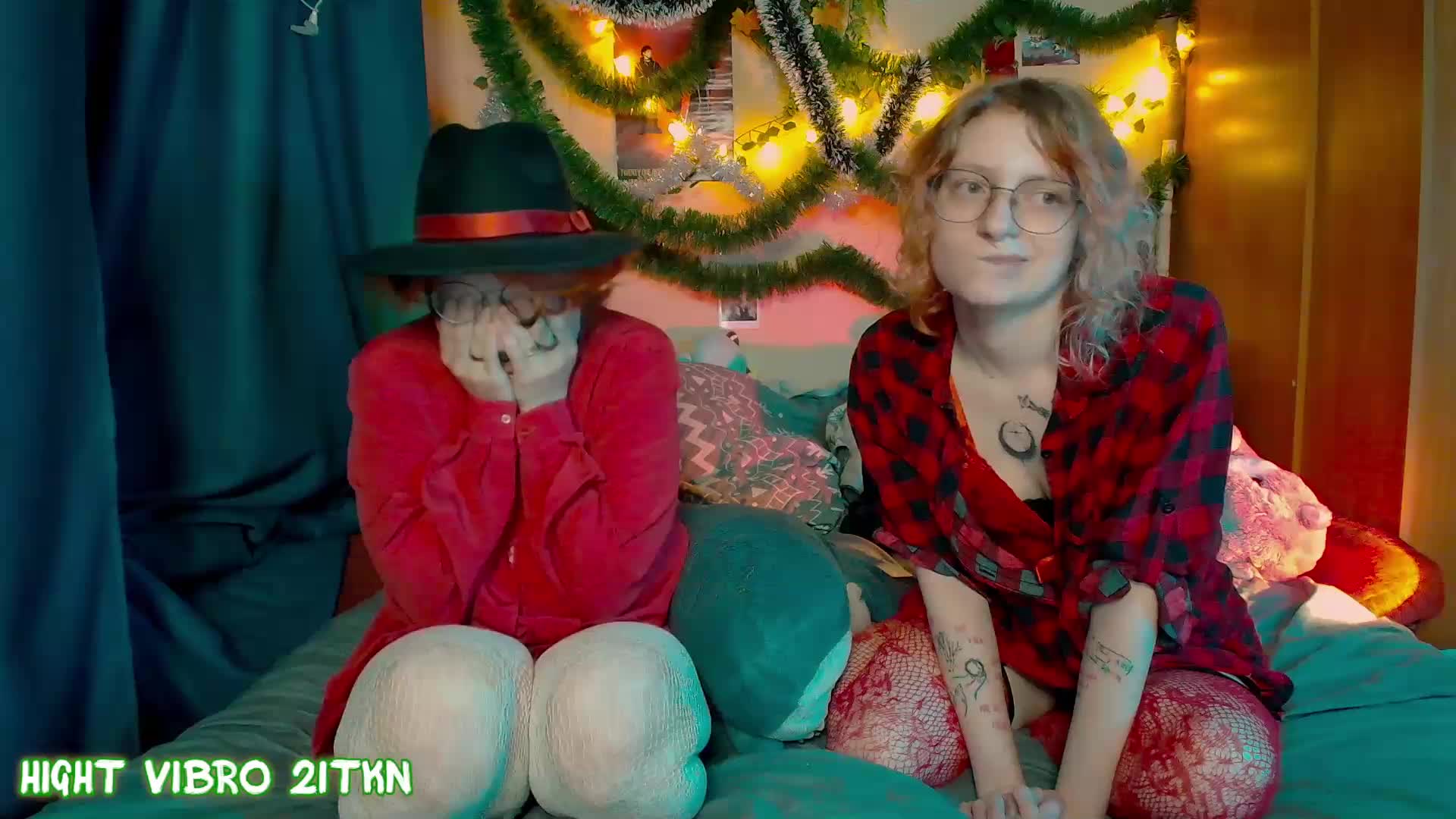 Tricky_Kitsune Cam Model Chat December 27, 2025