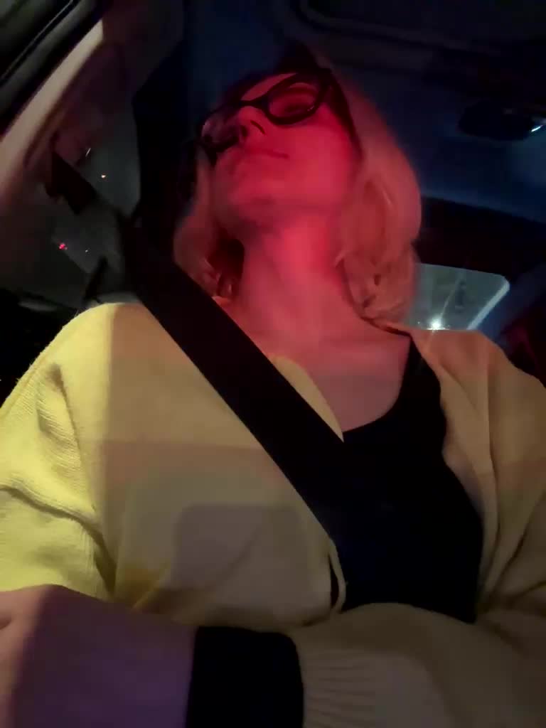 Sexy-Sweets Cam Model Chat December 27, 2025