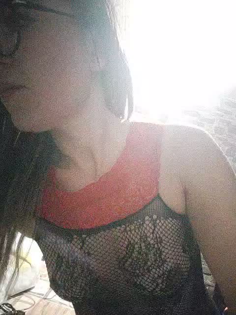 Love-for-two Cam Model Chat December 27, 2025